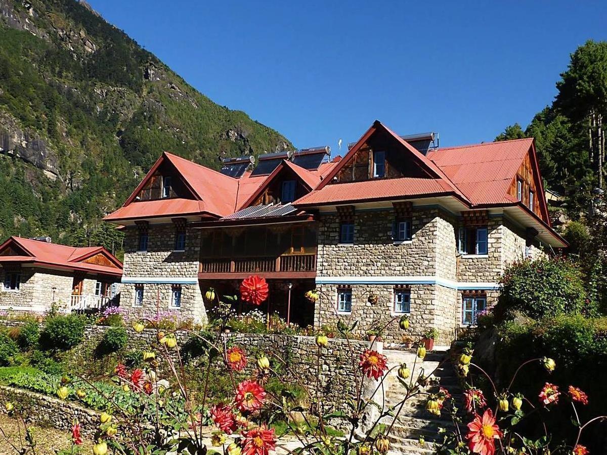 Everest Summit Lodge - Monjo Exterior photo